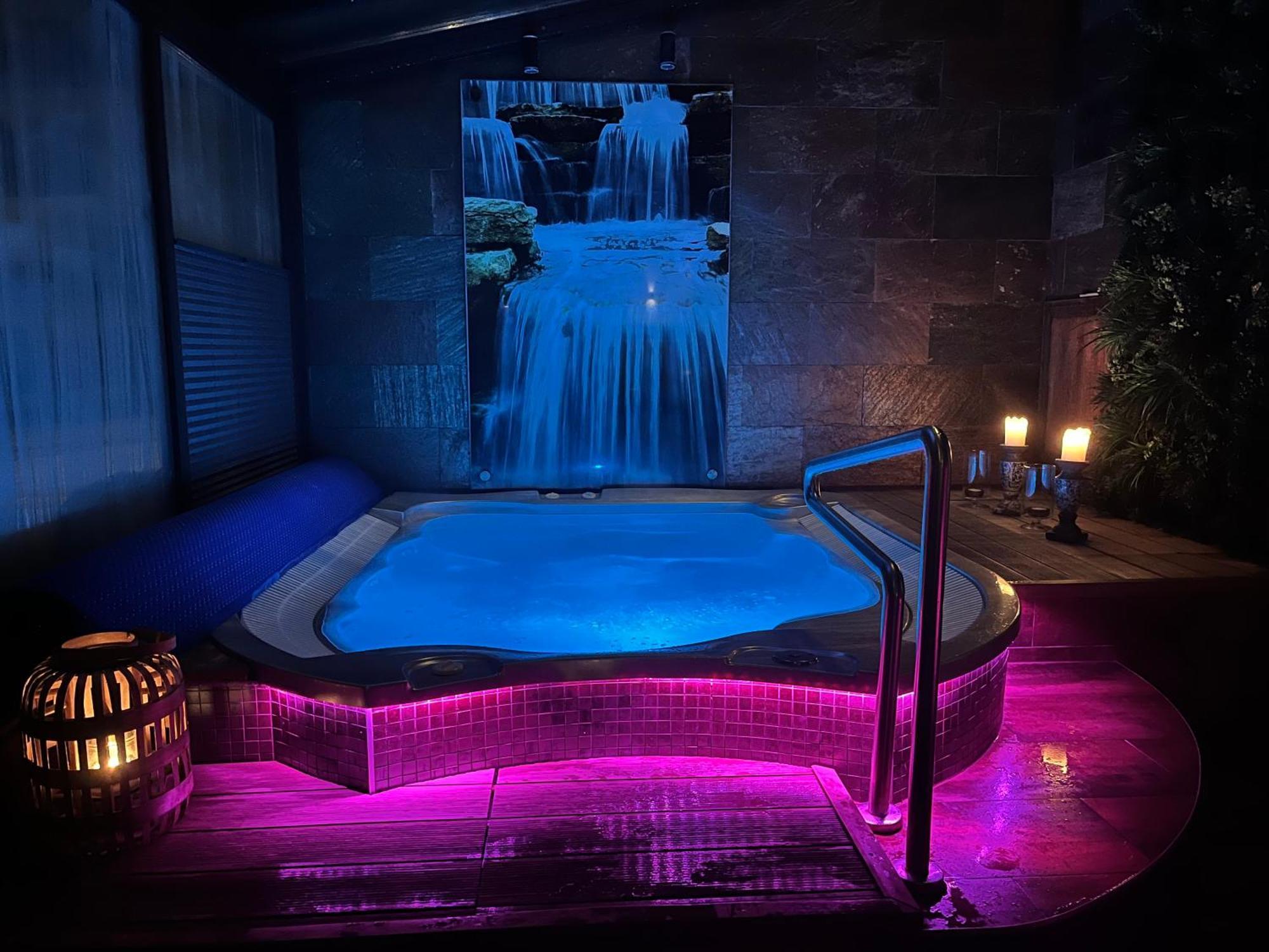 Apartment Roku 2025 !! Spa & Relax Jelen & Natura クドヴァ・ズドゥルイ エクステリア 写真
